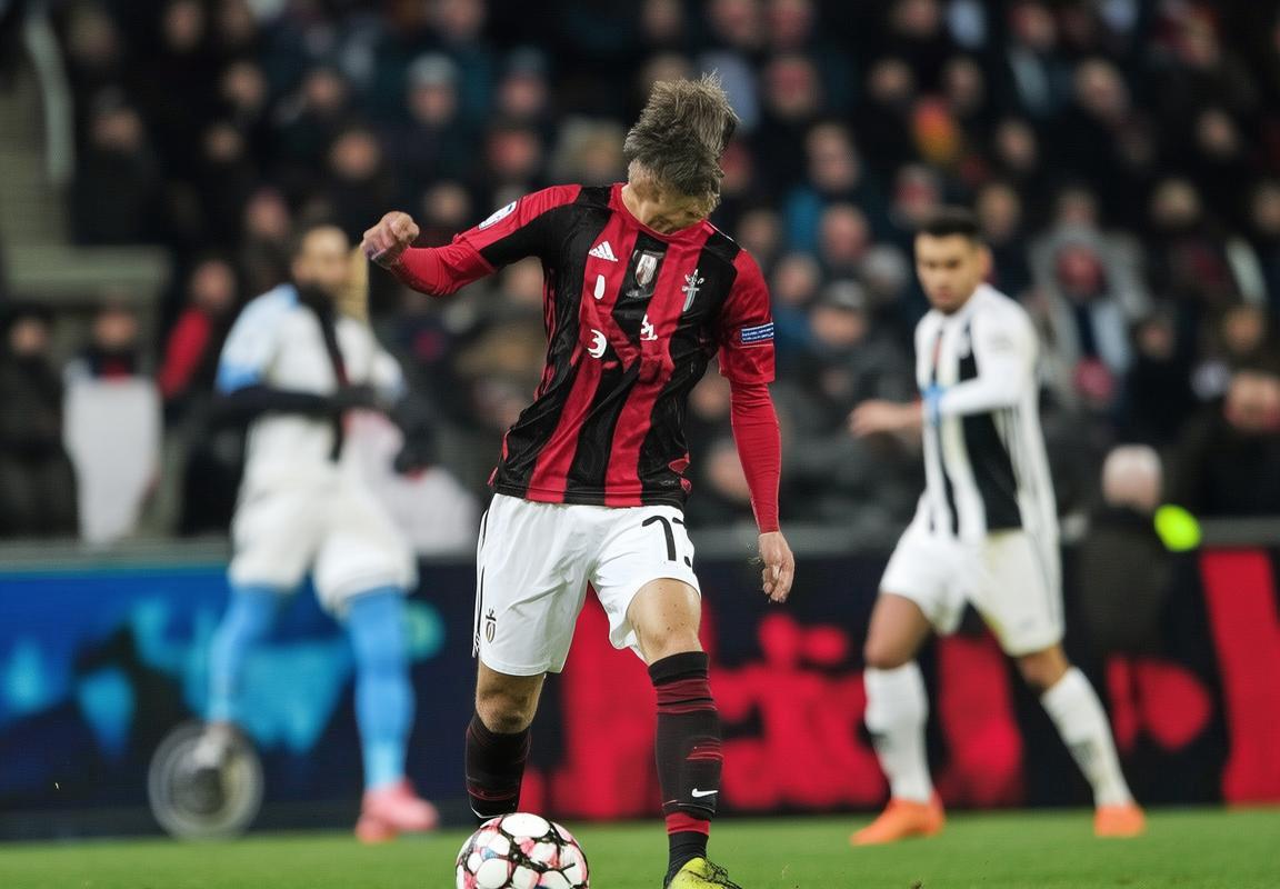 2018年CBA山东队与福建队激战回顾精彩瞬间与赛场亮点分析